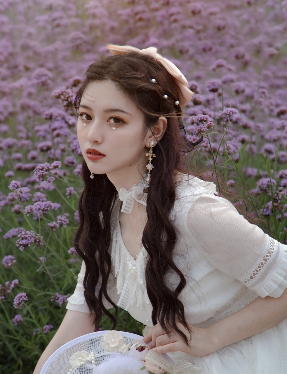 流弋紫色薰衣草里一点白 黑色长发与白色蕾丝洛丽塔lolita超漂亮御姐儿
