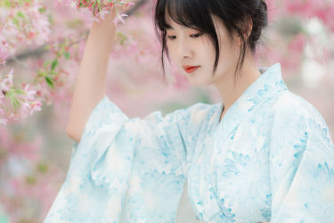 樱花树下 日式和风 樱花 少女