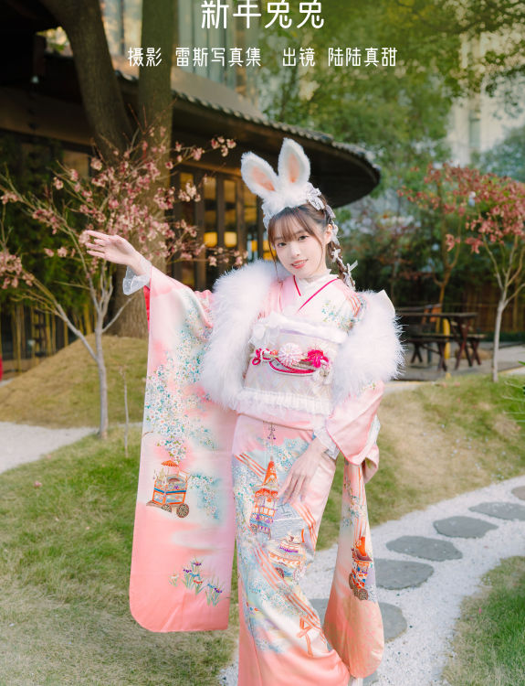新年兔兔 可爱 和服 日系 少女 精美 养眼